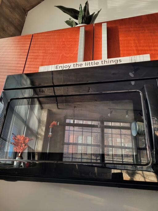 Staycation City Loft Free Gated Parking Saint Louis Luaran gambar
